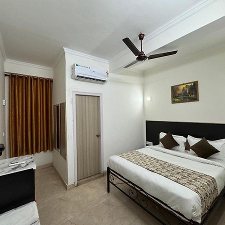 Airport Hotel Annexe 新德里 外观 照片